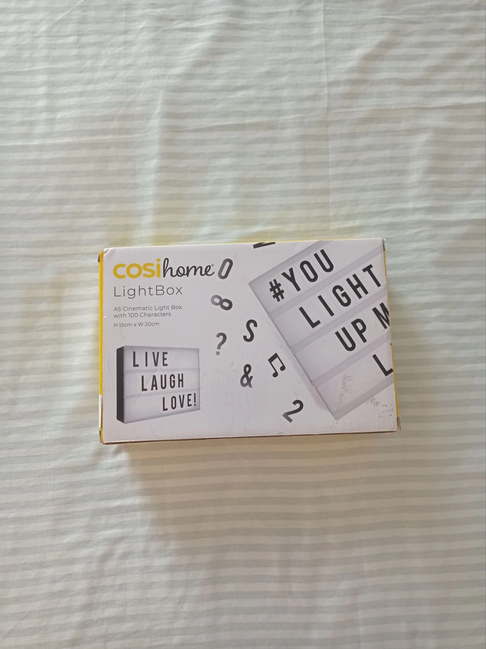 Caja de luz con letras